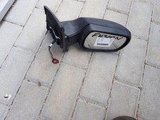 Retroviseur droit (ou coque) Ford FUSION