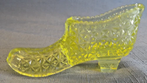FENTON URANIUM VASELINE GLASS ~ SLIPPER SHOE ~ VINTAGE