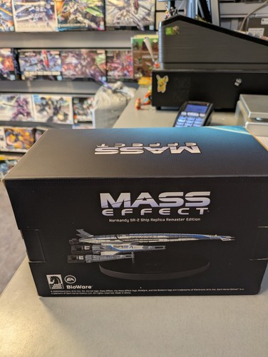 Mass Effect - Alliance Normandy SR-2 Schiffsreplik Dark Horse - Neu
