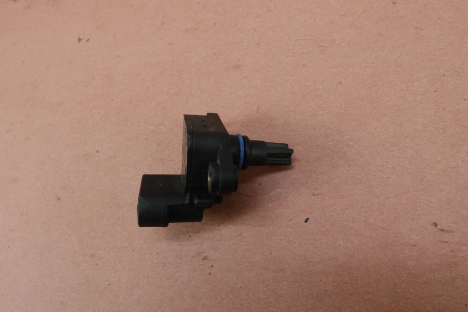 2001 00-03 Ducati Monster 900 M900S Air Pressure Temperature Sensor - Image 3 of 4