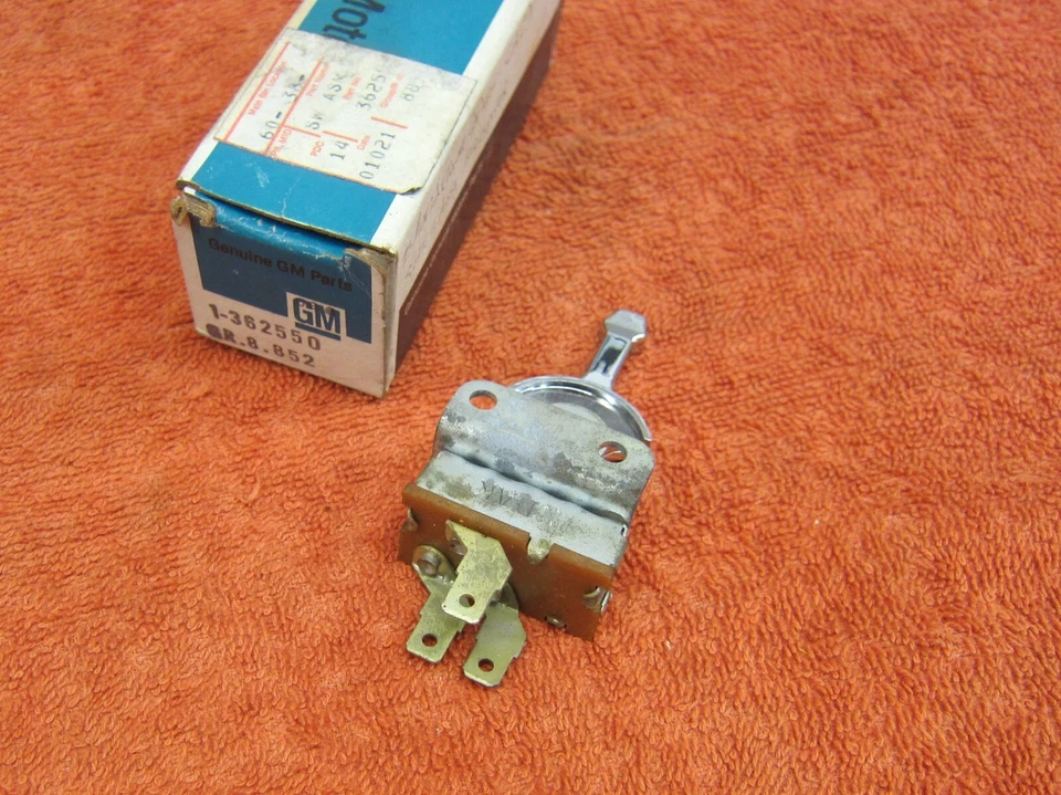 Nuevo de Lote Antiguo 1975 1976 1977 Chevrolet Monza Calefactor Soplador Interruptor 362550 GM Foto 2 de 2