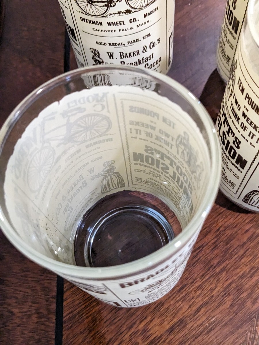 4 Vintage Wendy's Old Fashioned Hamburgers Newsprint Glass Drink