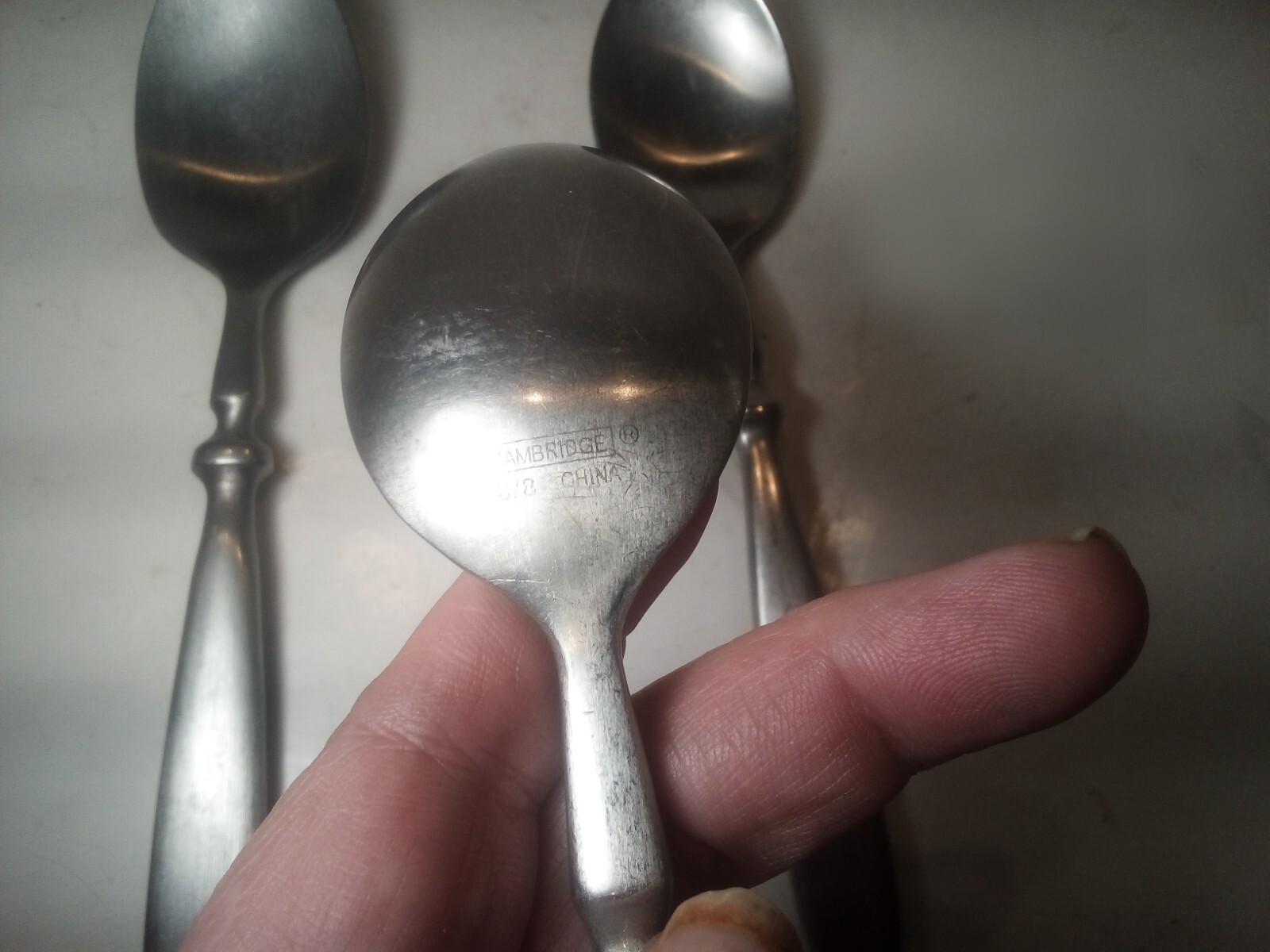 Cambridge TOWNHOUSE Stainless Flatware 2 Soup Spoons 1 Tablespoon Serving Spoon