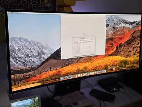 A1707 Macbook PRO 15 2017 I7/16GB Ram/512Ssd - Defekt But Functional. - Afbeelding 3 van 14