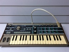 Korg microKORG Synthesizer