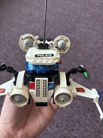 LEGO Set 5971 Space Police Gold Heist with 2 minifigures And Ship