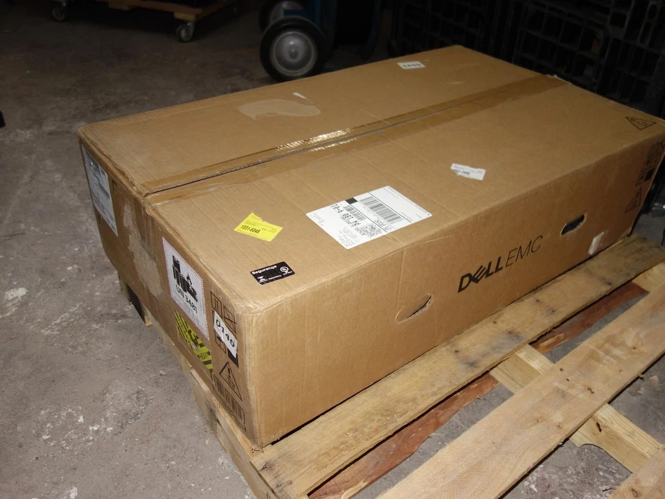 Dell PowerEdge R650 2x Gold 6354 3.6Ghz 18C 512GB 4x 960GB H755 BOSS-S2  NEW - Image 2 of 4