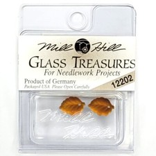 Mill Hill Crystal Treasures 12202 Med Leaf Matte Autumn Topaz