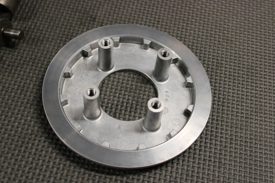 Honda XR250R 2001 OEM embrague completo con placas cubo de cesta ¡Bonito! 21200-38201 Foto 3 de 4