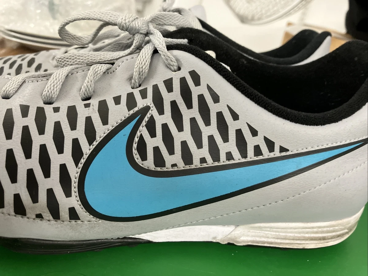 Nike hotsell magista astro