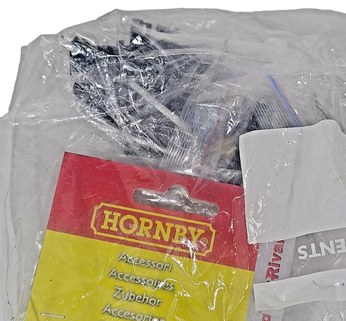 Hornby R8267 Kupplungsbaugruppe Medium Modelleisenbahnen Anlage Zubehörpaket Spurweite OO