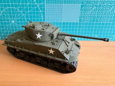 1:35 US M4A3E8 Sherman Easy Eight, 1/35, gebaut und bemalt