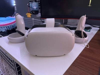 Meta Oculus Quest 2 128GB Advanced All-In-One VR Headset - White - Working