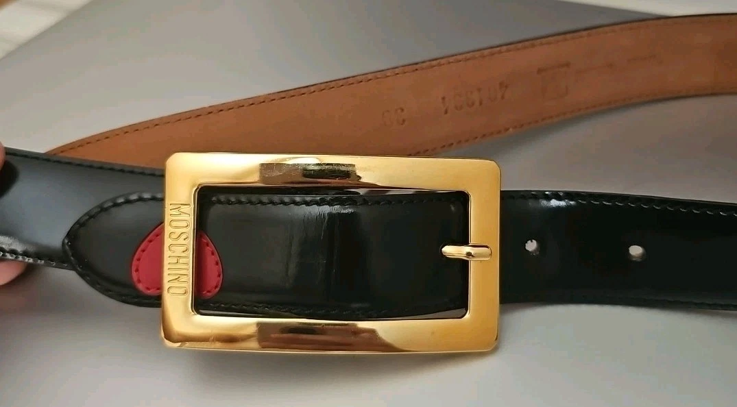 Moschino Milano Italy Red Leather Belt Buckle Gold Logo Unisex size 44 NEW MOSCHINO Belt XS Logo Gold Red Leather Italian Luxury  main image 4