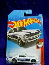 Hot Wheels '65  Mustang 2+2 Fastback Muscle Mania #8/10 White Muscle Car Diecast