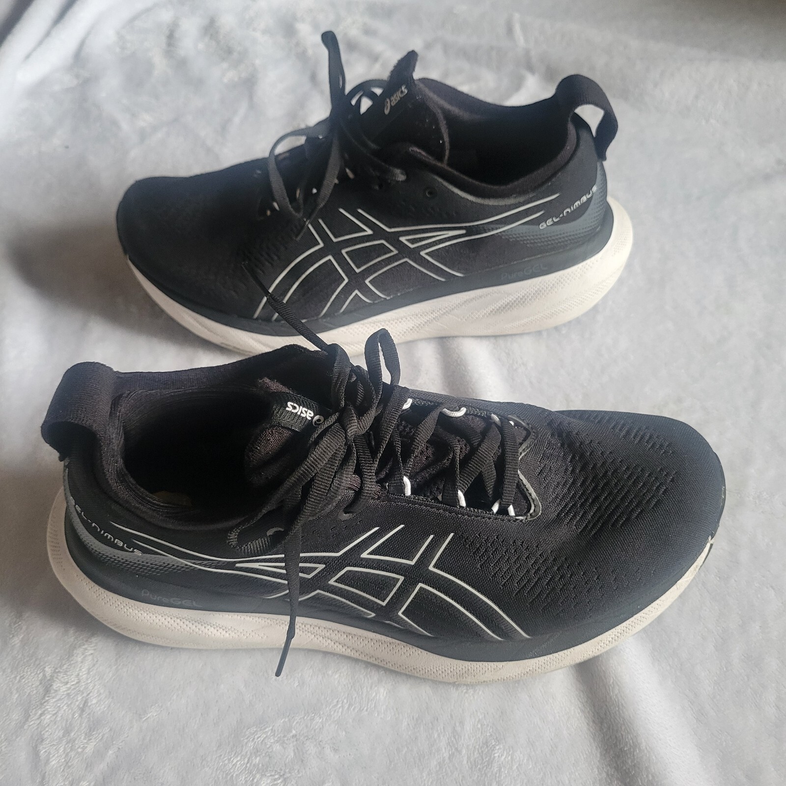 Size 10 -  women ASICS Gel Nimbus 25 4E Wide Black Pure Silver