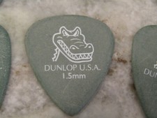 16 DUNLOP GATOR GRIP GUITAR PICKS - 351 TYPE IN GREEN - EXTRA HEAVY 1.5 mm