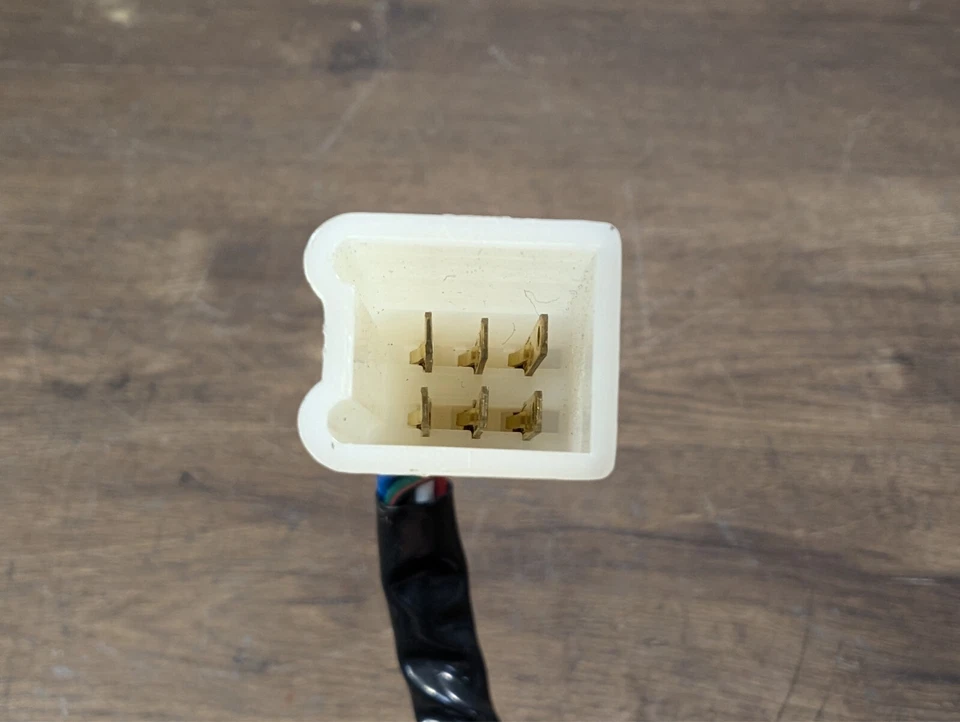 Kawasaki Ninja ZX10R 2004-2005 OEM CERRADURA DE ENCENDIDO CON LLAVE - 27005-5139 Foto 3 de 4