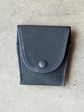 MILITARY POLICE "SAFARILAND" NYLON HAND CUFF CASE.