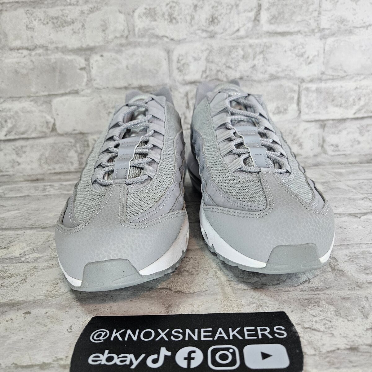 Nike Air Max 95 Essential Wolf Grey White Sneaker 749766-037 Nike Air Max 95 Essential Wolf Grey White Sneaker 749766-037