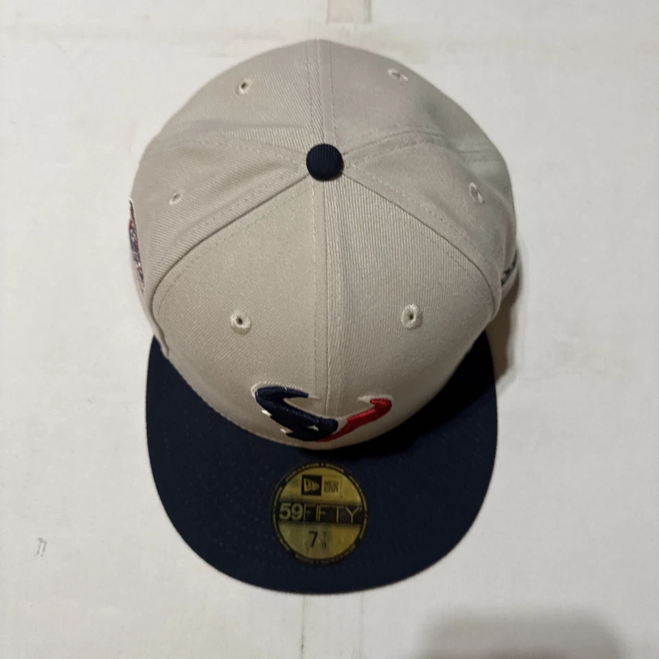 Parche de temporada inaugural 59FIFTY New Era Houston Texans gorra ajustada tostada 7 7/8 Foto 3 de 4