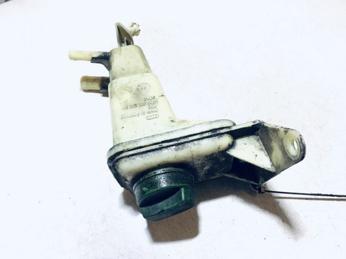 Volkswagen Passat 1999 Power Steering Pump Oil Reservoir Tank 8d04 #963200-46