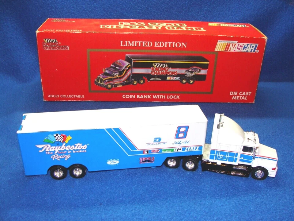 Raybestos #8 Ford Aeromax Team Transporter 1/64 Die Cast Coin Bank 1993 Racing C - Imagem 2 de 4