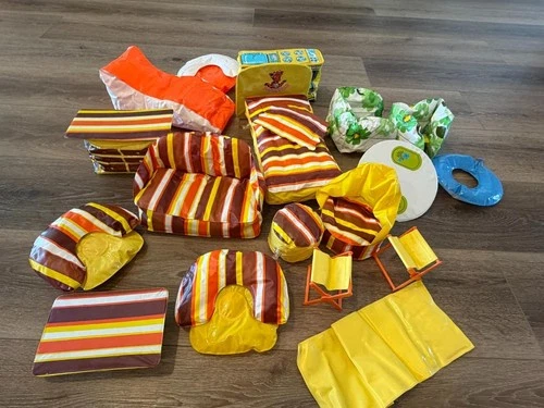 Vintage 1970's Barbie Puff and Play Zee Toys Inflatable Furniture Mixed Lot 19pc