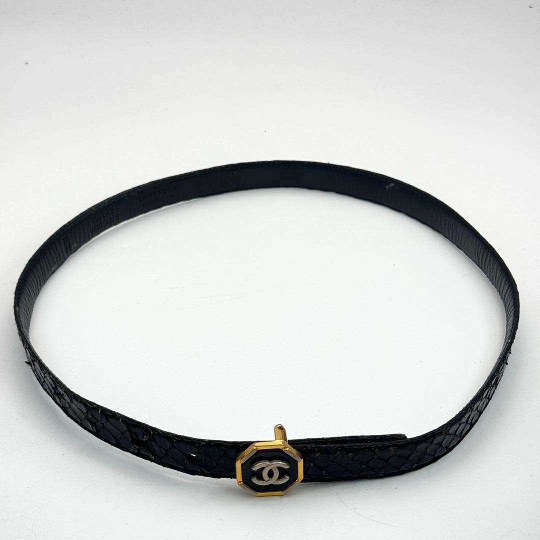 CHANEL CC Logo Octagon Buckle Python Leather Belt… - image 4