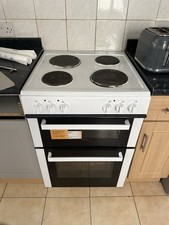 (147) Bush 60cm Solid Plate Electric Cooker - DHBET60W