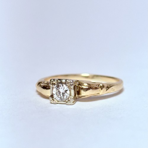 Vintage 14K Two Tone Gold 0.11ct Diamond Solitaire Size 6 Ring 2.3g - Picture 5 of 10