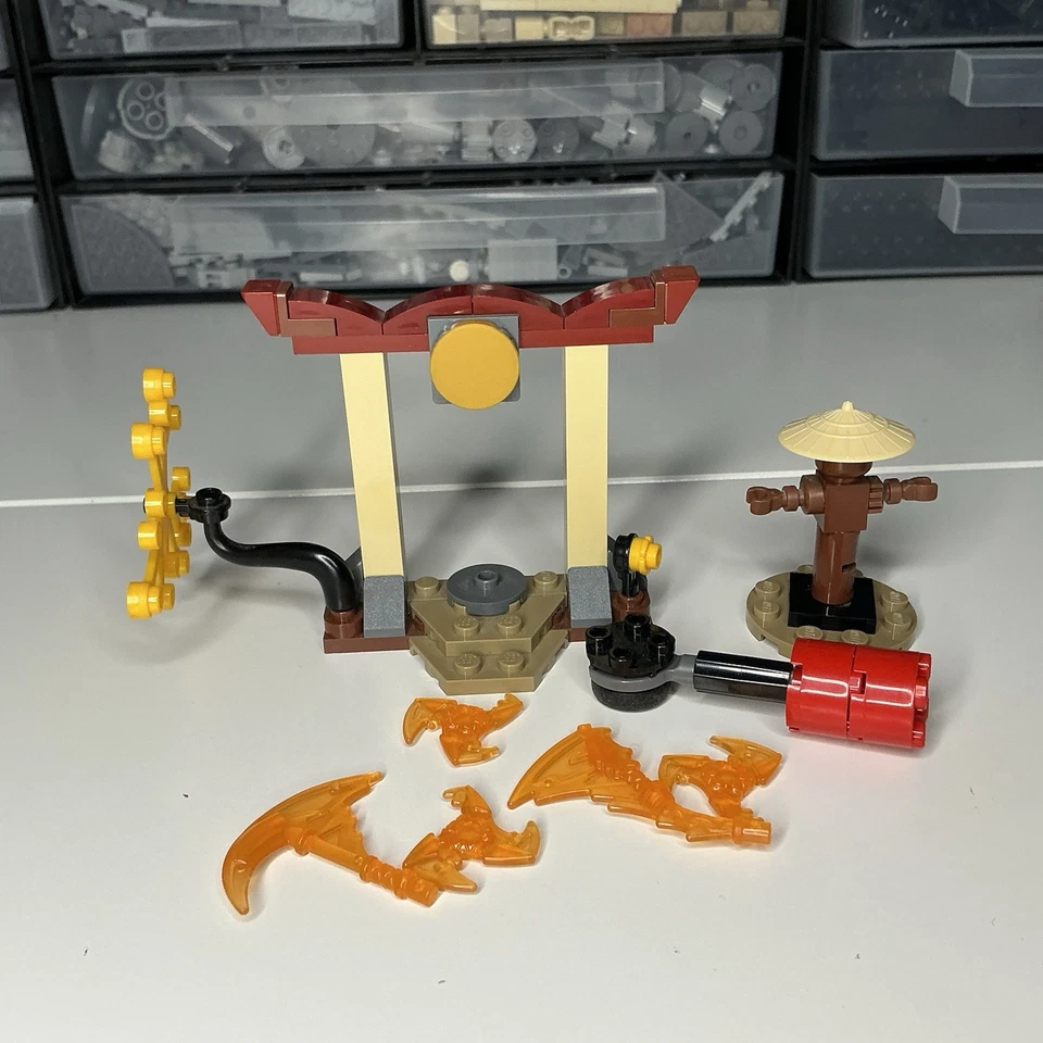 LEGO Ninjago 71730 Epic Battle Set - Kai vs. Skulkin, photo 3 of 3