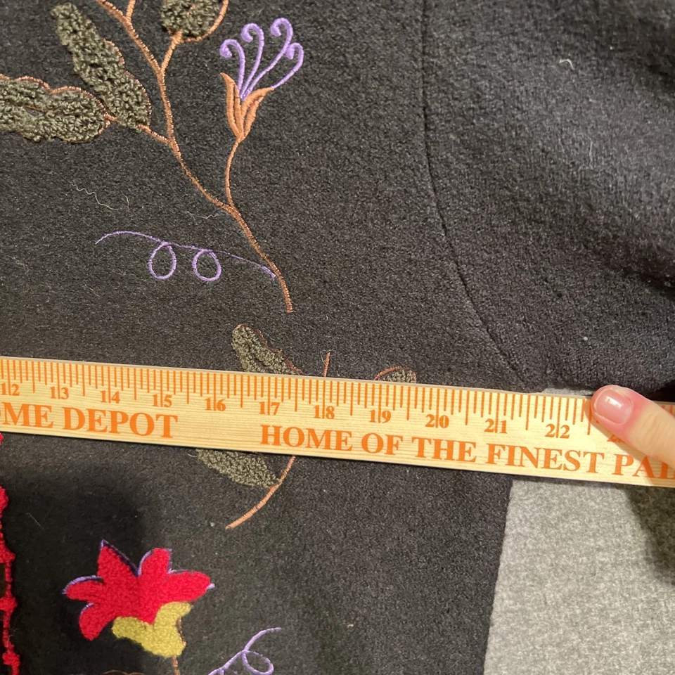 Vintage Y2k %100 Boiled Wool Tally-Ho Cardigan L Large Fall Chrismas embroidered - Image 4 of 4