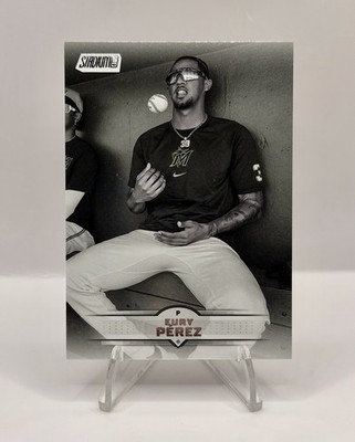 2025 Topps Stadium Club EURY PEREZ Black & White Hobby #131 Marlins SSP