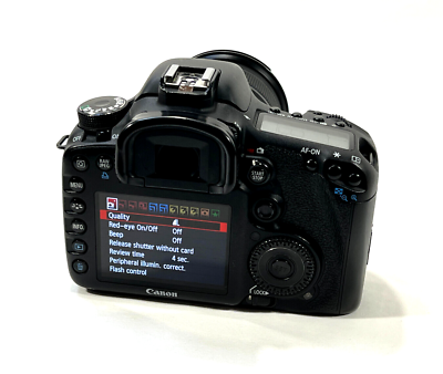 Canon EOS 7D Digital SLR Camera w/ EF 24-105 f/3.5-5.6 IS