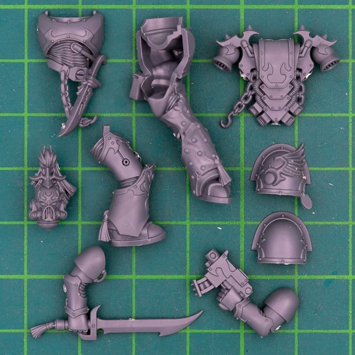 Tormentors / Infiltrators Emperor's Children Individual Figures Warhammer 40,000 - Picture 8 of 31