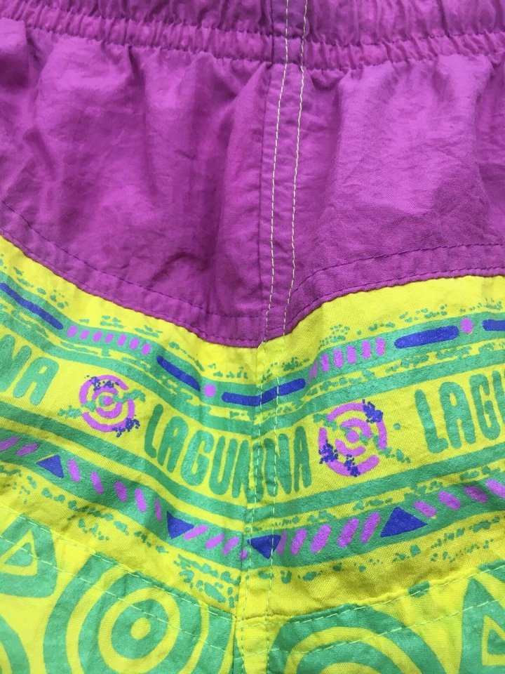 Bañador de Colección Laguna Para Hombre L 36-38 Pantalones Cortos Años 80 90 Amarillo Púrpura Verde Azul Foto 3 de 4