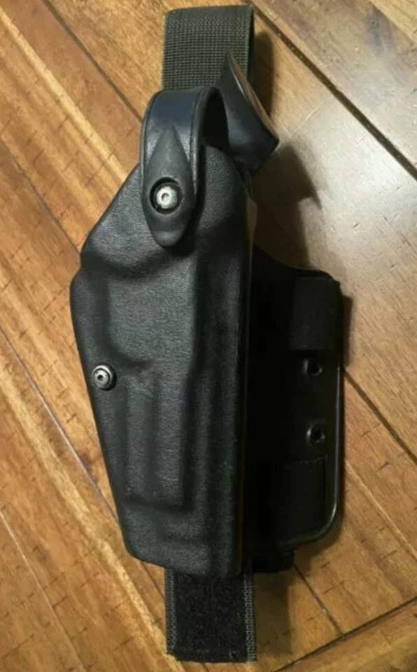 SAFARILAND CZ 75B Or BD Leg Holster BLACK 6004. Used - Image 2 of 3