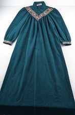 VTG Vanity Fair Green Long Robe Dress Size M Pockets MADE IN USA