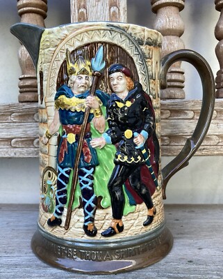 VINTAGE 1950s BESWICK ENGLAND HAMLET PRINCE OF DENMARK 8  PITCHER/JUG Embossed