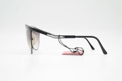 Vintage Sunglasses Paloma Picasso 1478 Black Oval Sunglasses  display picture 1