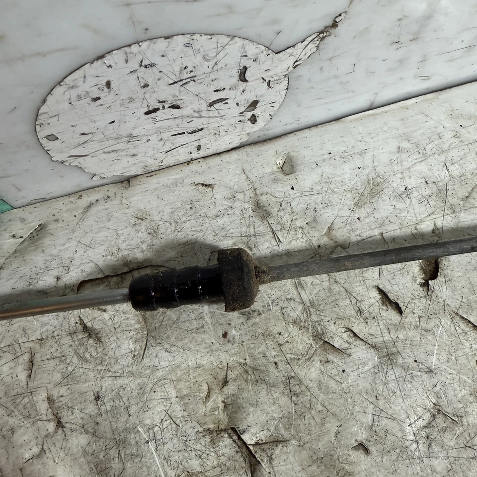 Varilla de medición de aceite de motor Datsun 280zx 79-83 L28 2,8 L Foto 3 de 4