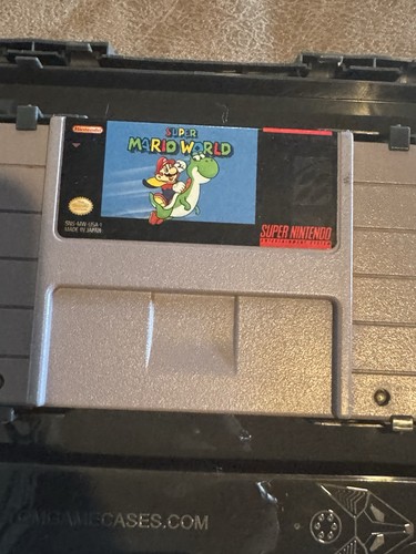 Super Mario World Plastic Case And Game Super Nintendo SNES Box Untested - Picture 3 of 6