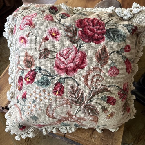 Vtg. Flower Needlepoint\ Rose flower Wool Pillow Cover W/Tassels Farm cottage - Picture 2 of 9