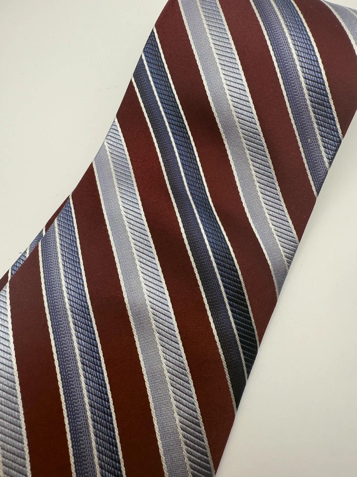 Corbata Campia Moda Para Hombres Clásica Seda Borgoña Azul Rayas Corbata Accesorio Formal Foto 2 de 4