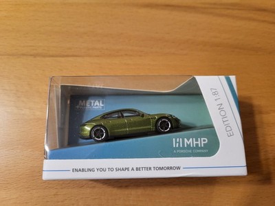 MHP Porsche Taycan Turbo S Sondermodell Grünmetallic Schuco 1:87 grün metallic