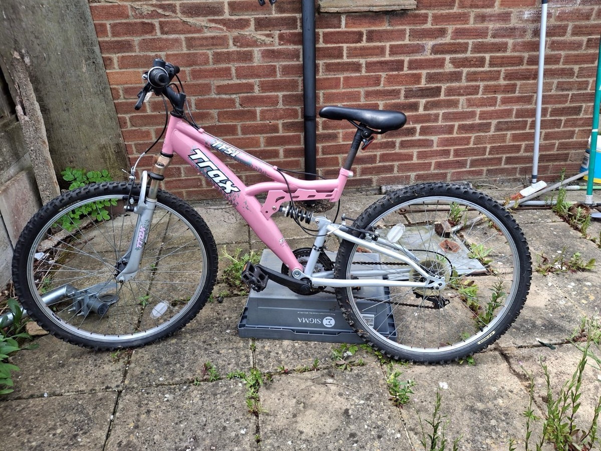 Trax TFS1 pink mountain bike UK