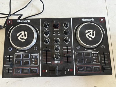 Numark Party Mix DJ Controller 2-Kanal Decks Mixer Licht Audio Interface