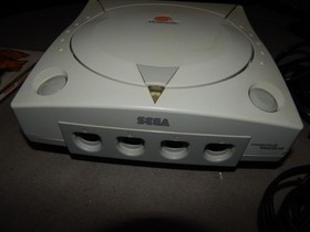 Vintage Sega Dreamcast HKT-3020 Console Wires Game Estate Find