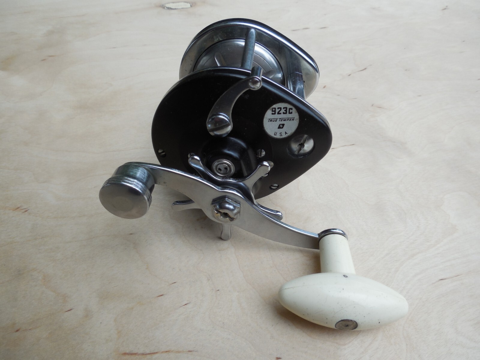 Ocean City True Temper 923 C Reel Used Clean Condition Missing Parts 